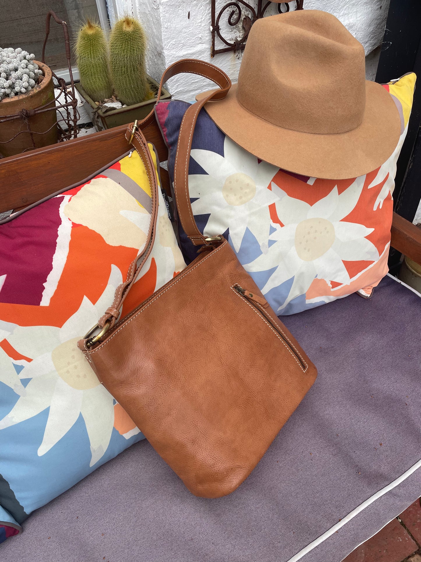 Cosgrove & Co Gaynor - Signature shoulder bag