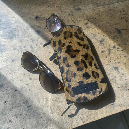 Cosgrove & Co Glasses case - Holds two pairs.